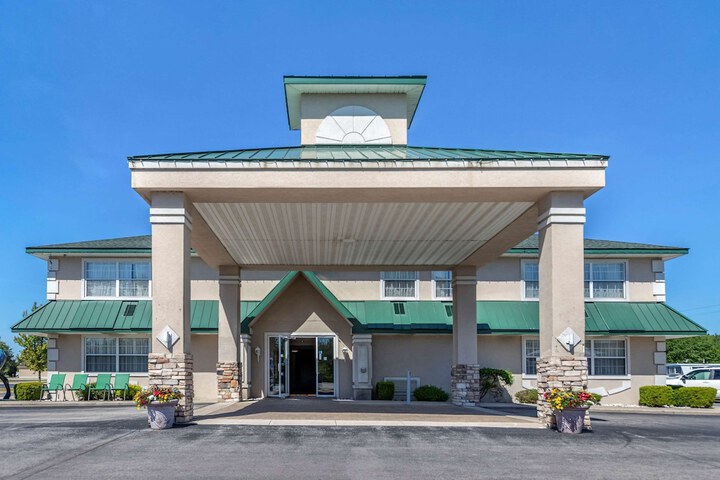 Hotel 5 of 34