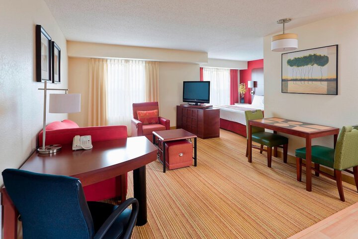 Room 12 of 22