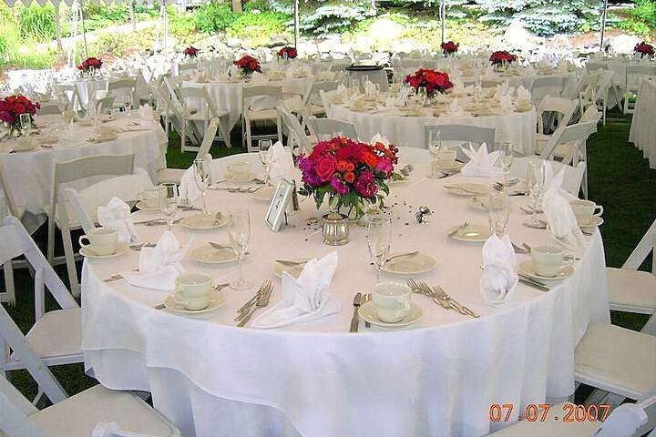 NICHOLS VILLAGE HOTEL AND SPA