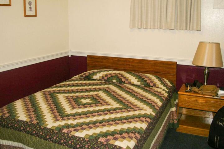Room 22 of 27