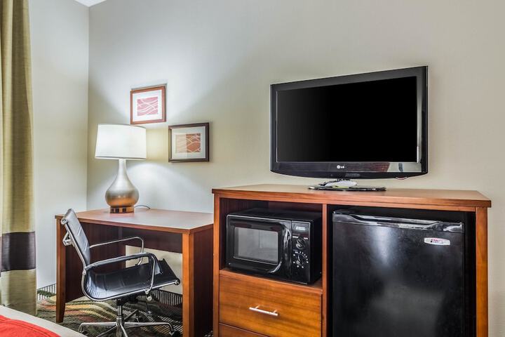 Room 18 of 33