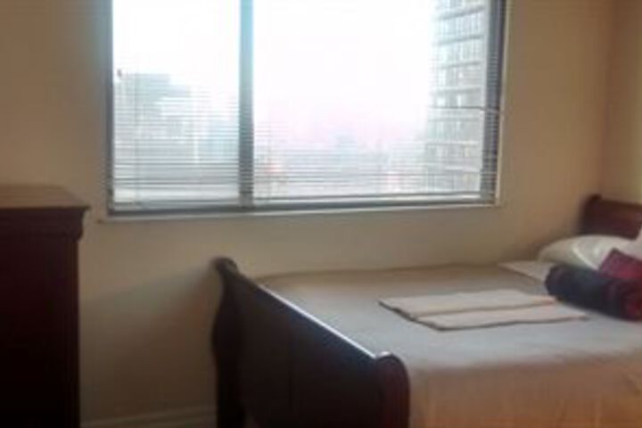 Toronto Furnished Living - Bay Street