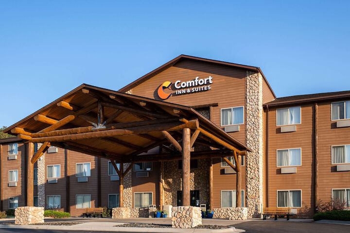 Comfort Inn & Suites Custer - Crazy Horse Area