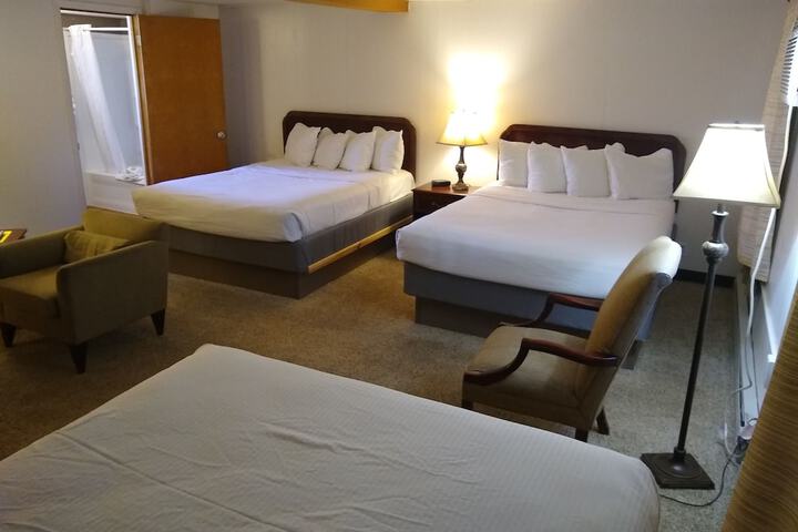 Room 22 of 51