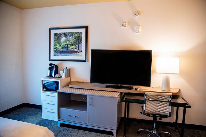 Room 43 of 78