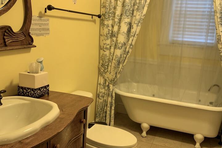 Room 20 of 47