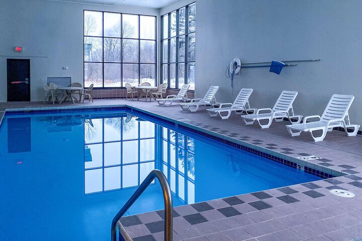 Pool 6 of 28