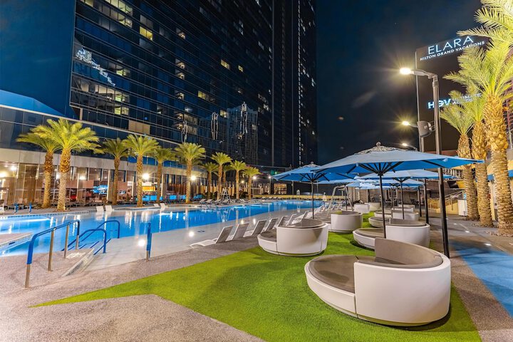 Hilton Grand Vacations Club Elara Center Strip Las Vegas