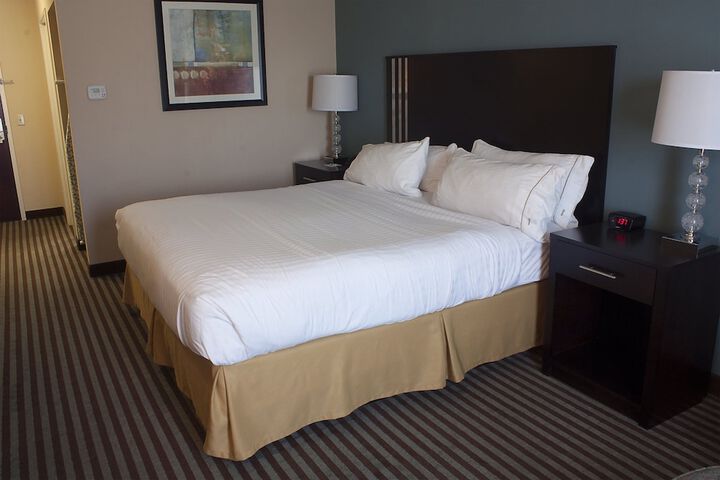 Room 21 of 35