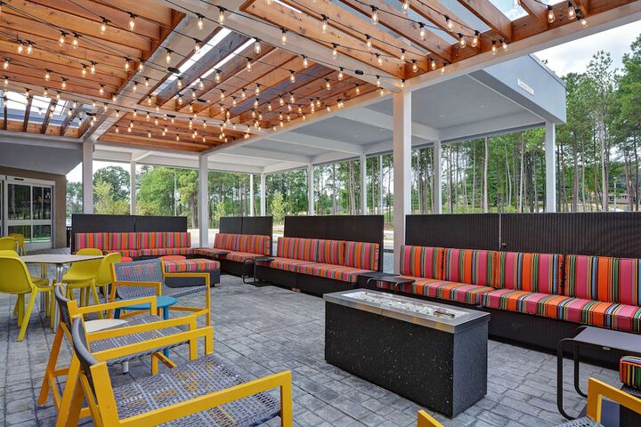 Terrace/Patio 47 of 48
