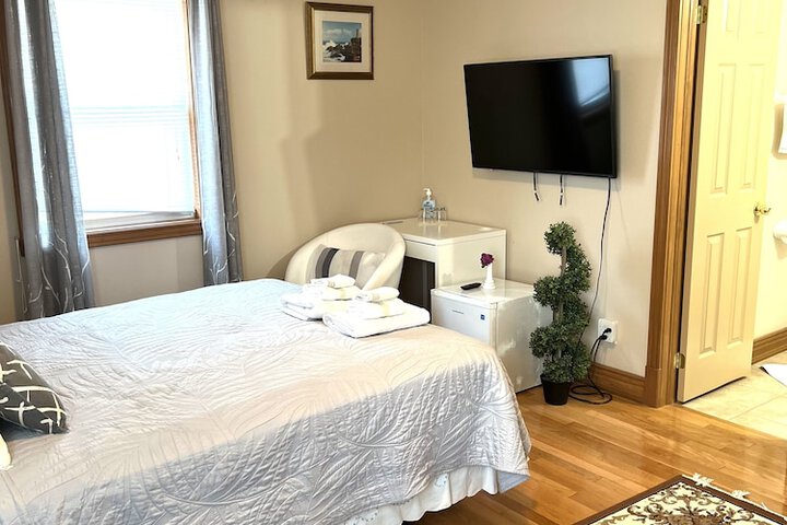 Room 20 of 64