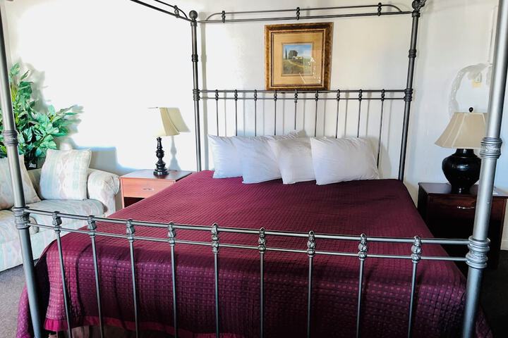 Room 21 of 45