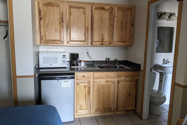 Room 14 of 27