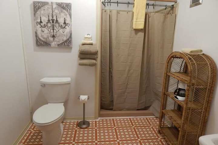 Room 13 of 24