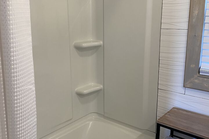 Room 17 of 63