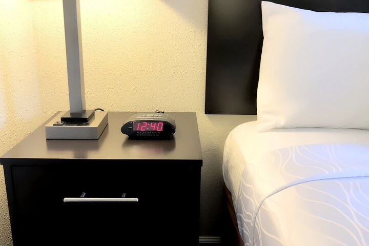 Room 20 of 40