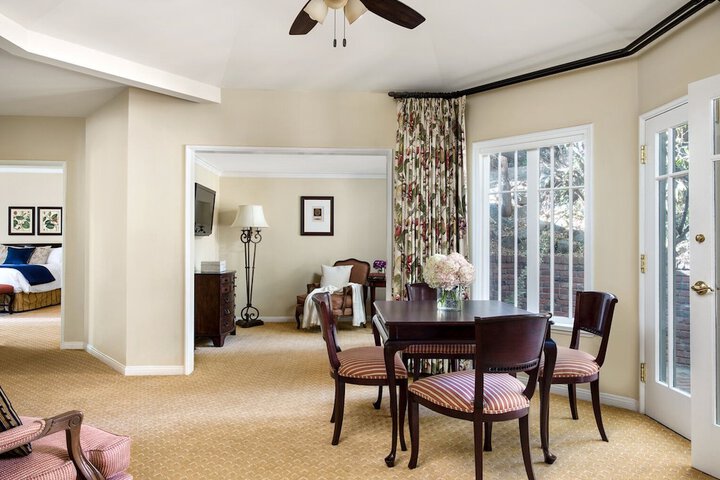 Room 32 of 110