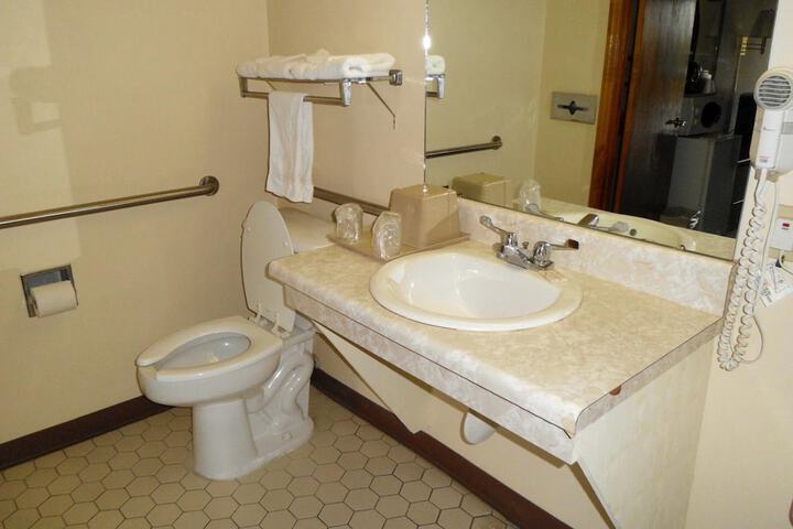 Room 26 of 29