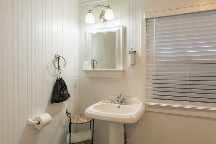 Cannon Beach Hotel Collection