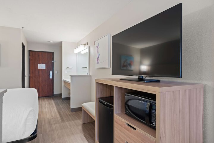 Best Western Lake Oswego / Portland Hotel & Suites