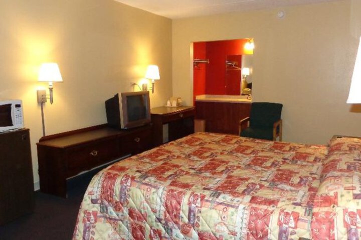 SCOTTISH INNS ROCKY TOP