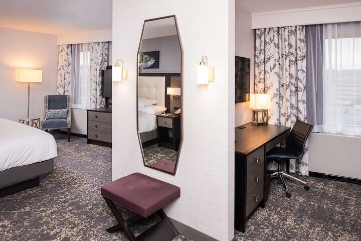 DoubleTree by Hilton Utica
