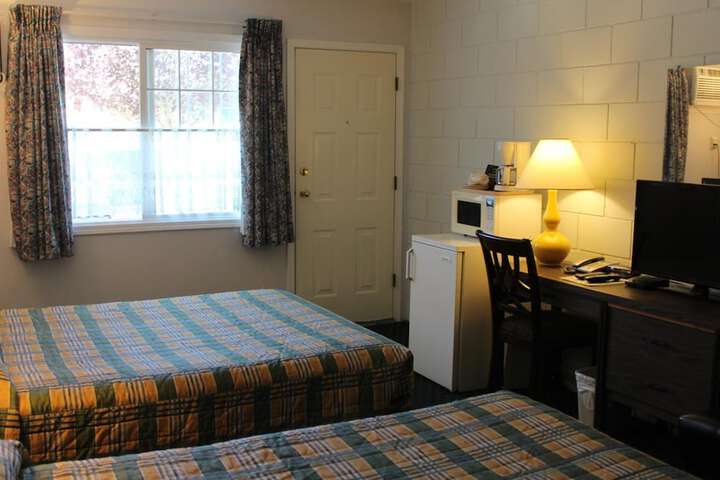 Room 34 of 70