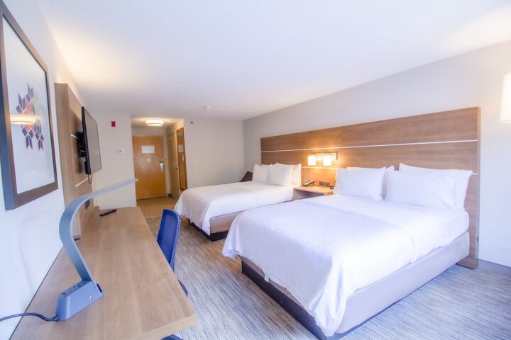 Room 42 of 109