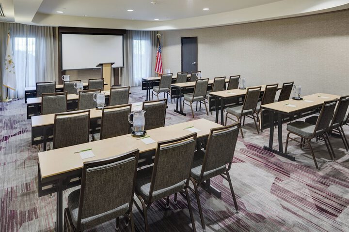 Courtyard by Marriott Providence Warwick