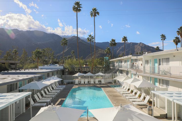 Hotel 3 of 50