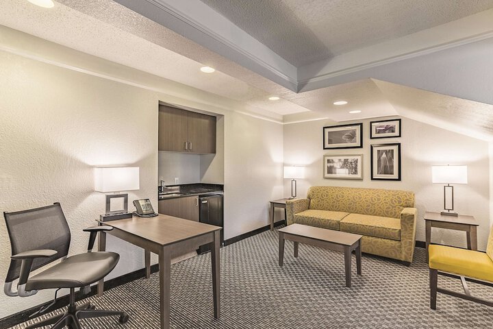 Room 29 of 45