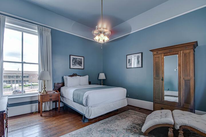 Malaga Inn