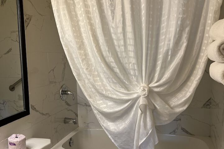 Room 54 of 60