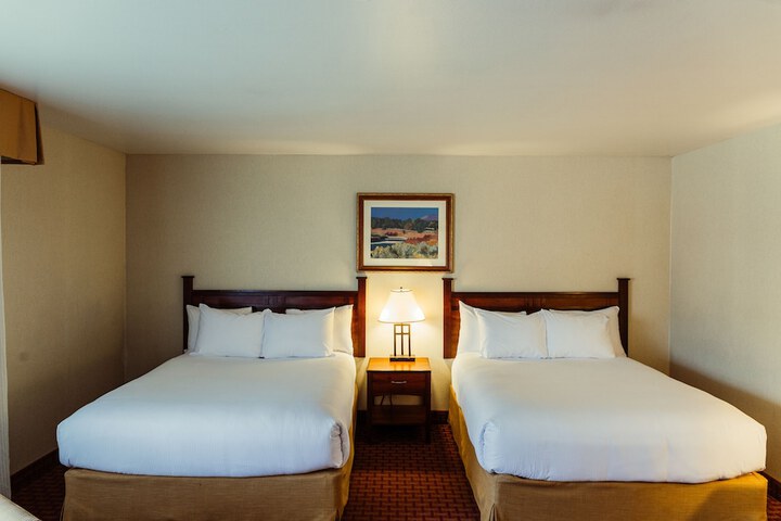 Room 28 of 59