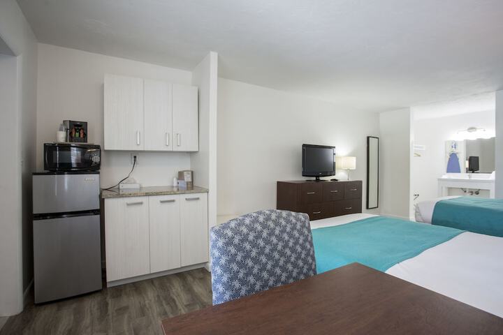 Room 33 of 61