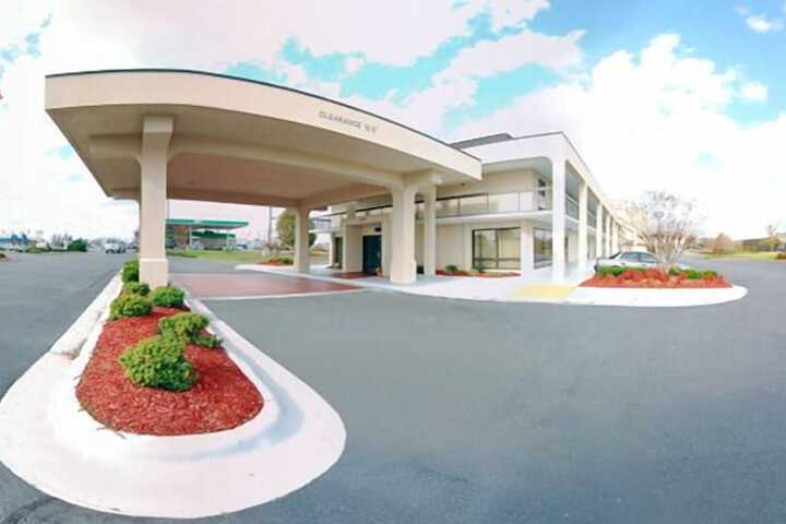Hotel 2 of 20