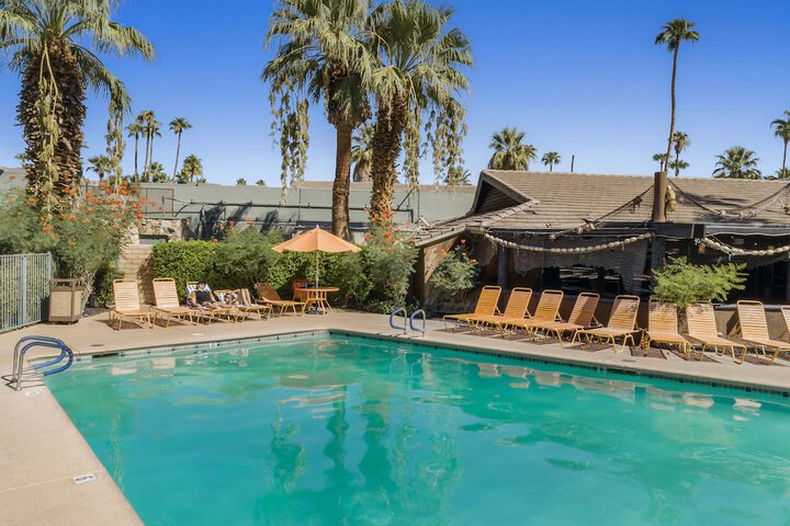 Pool 18 of 107