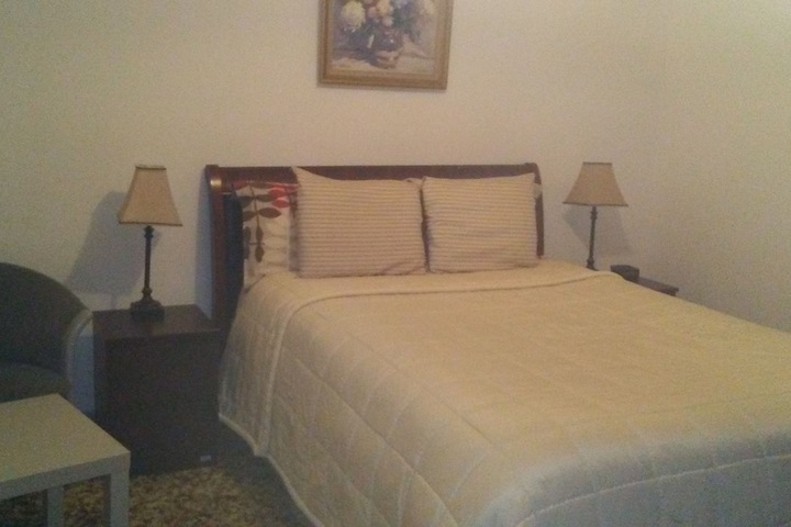 Room 12 of 46