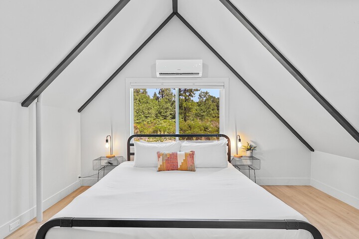 Basecamp Lodge