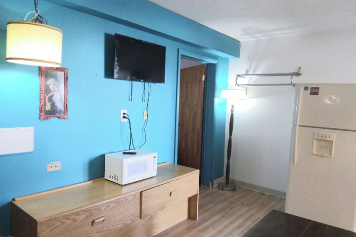 Room 56 of 64
