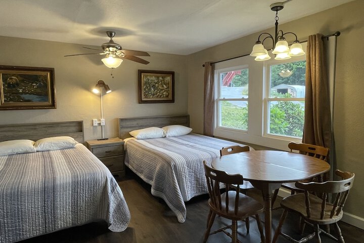 Room 33 of 59