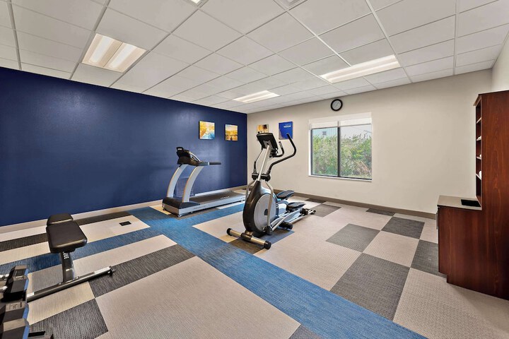 Comfort Suites Columbus East Broad