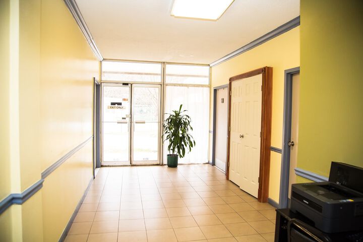 Days Inn by Wyndham Alexandria South