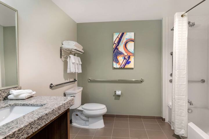 Room 14 of 38
