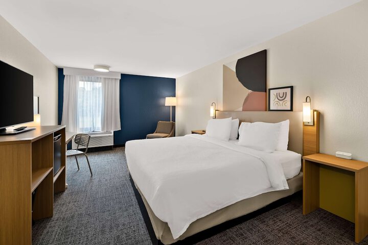 Spark by Hilton Tifton