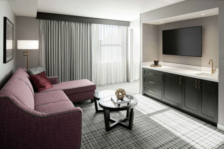 Room 22 of 32