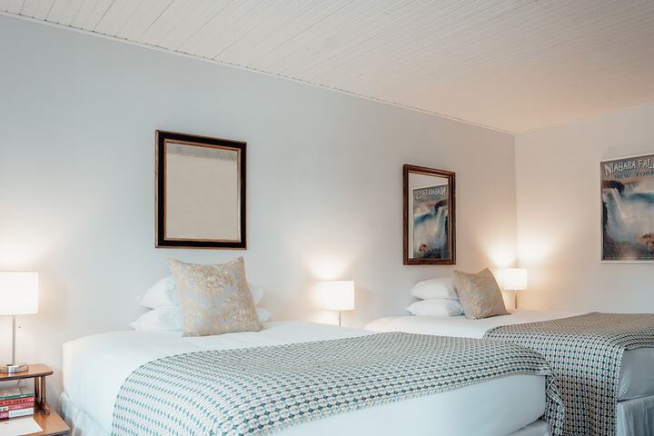 Room 30 of 52