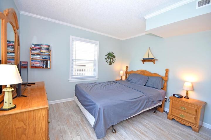 Room 7 of 17