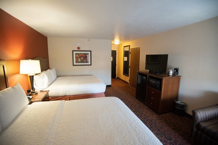 Room 34 of 59