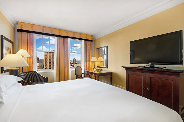 Room 110 of 207